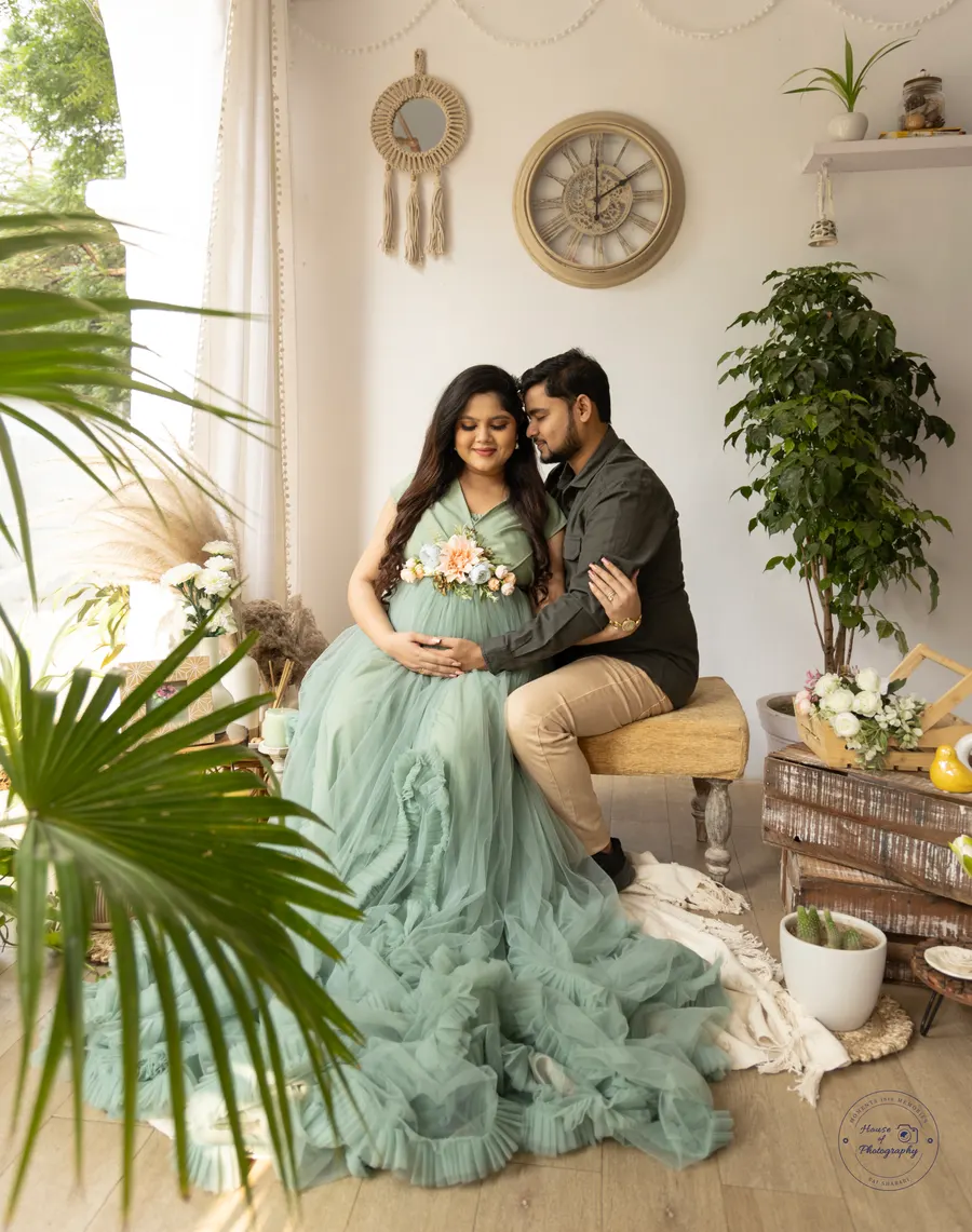 House of Photography — maternity portrait 9