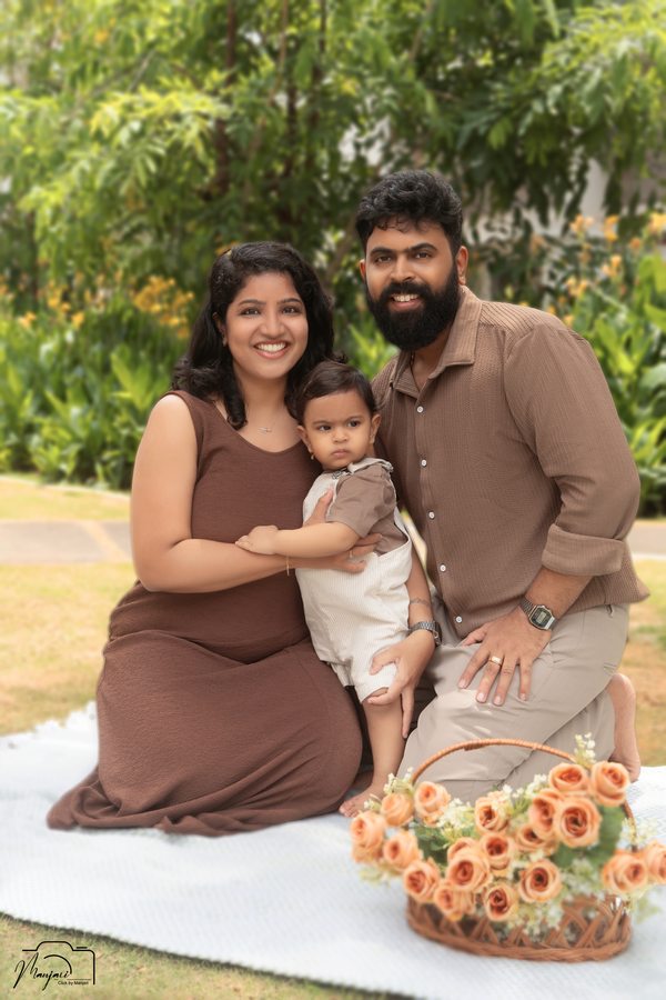 Family sharing a picnic in the park